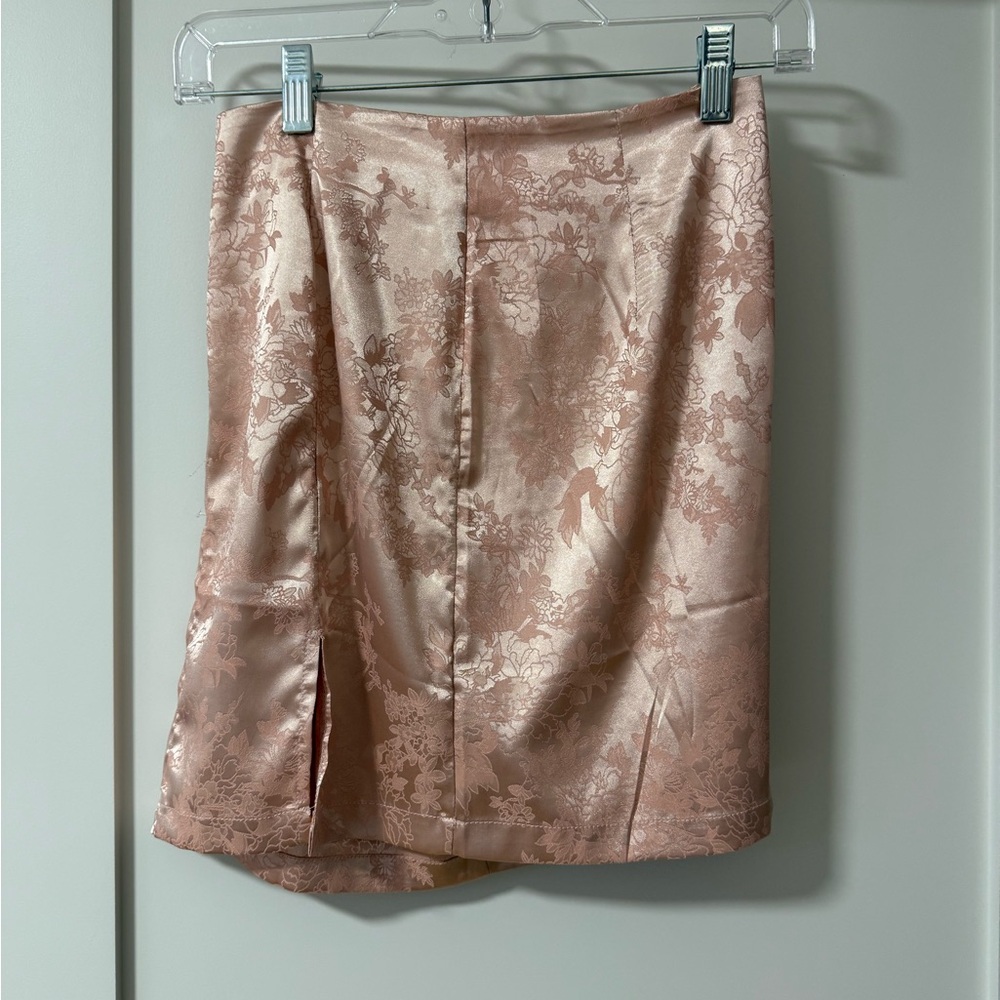Chic Satin Floral Mini Skirt